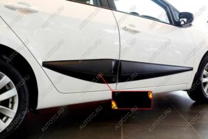 1 299 р. Передний правый молдинг на двери широкий Русская Артель  KIA Cerato  3 YD (2016-2019) рестайлинг седан (шагрень)  с доставкой в г. Керчь
