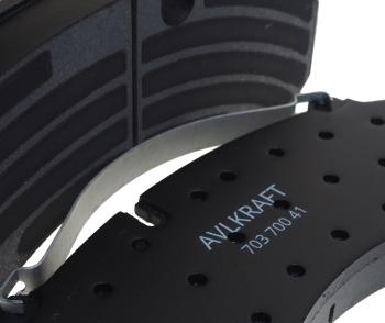 7 799 р. Колодки тормозные SITRAK HOWO A7 (09-) передние (4шт.) AVLKRAFT AVLKRAFT 70370041  с доставкой в г. Керчь. Увеличить фотографию 2