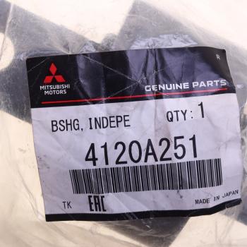 5 699 р. Сайлентблок MITSUBISHI Outlander (14-) рычага заднего продольного OE MITSUBISHI 4120a251 MITSUBISHI 4120a251  с доставкой в г. Керчь. Увеличить фотографию 3