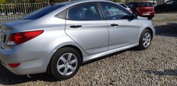 3 499 р. Пластиковые накладки порогов Фанат Тюнинг  Hyundai Solaris  RBr (2010-2017) седан дорестайлинг, хэтчбэк дорестайлинг, седан рестайлинг, хэтчбэк рестайлинг (неокрашенные (глянец под окраску))  с доставкой в г. Керчь. Увеличить фотографию 2