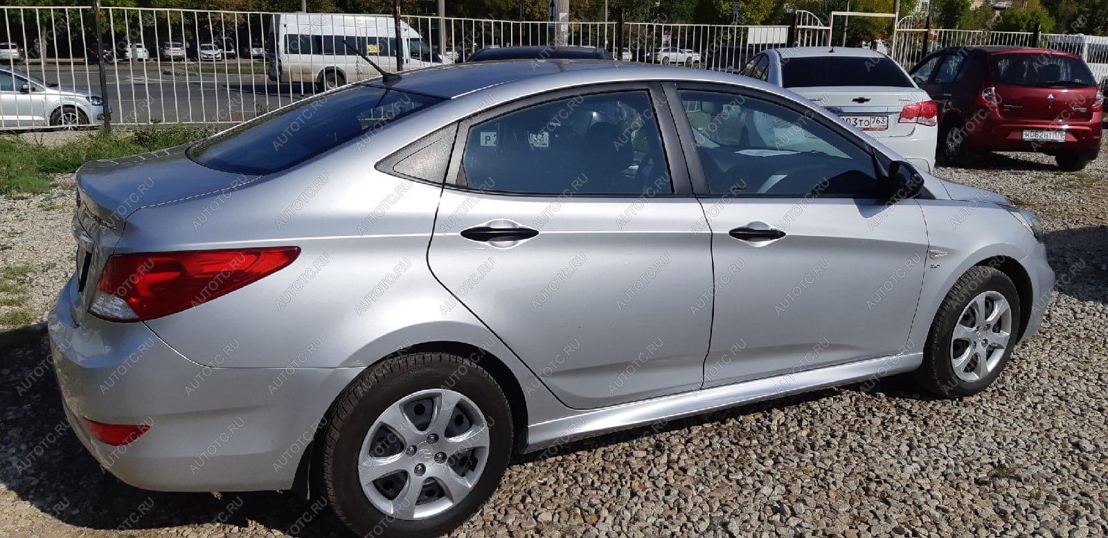 3 499 р. Пластиковые накладки порогов Фанат Тюнинг  Hyundai Solaris  RBr (2010-2017) седан дорестайлинг, хэтчбэк дорестайлинг, седан рестайлинг, хэтчбэк рестайлинг (неокрашенные (глянец под окраску))  с доставкой в г. Керчь