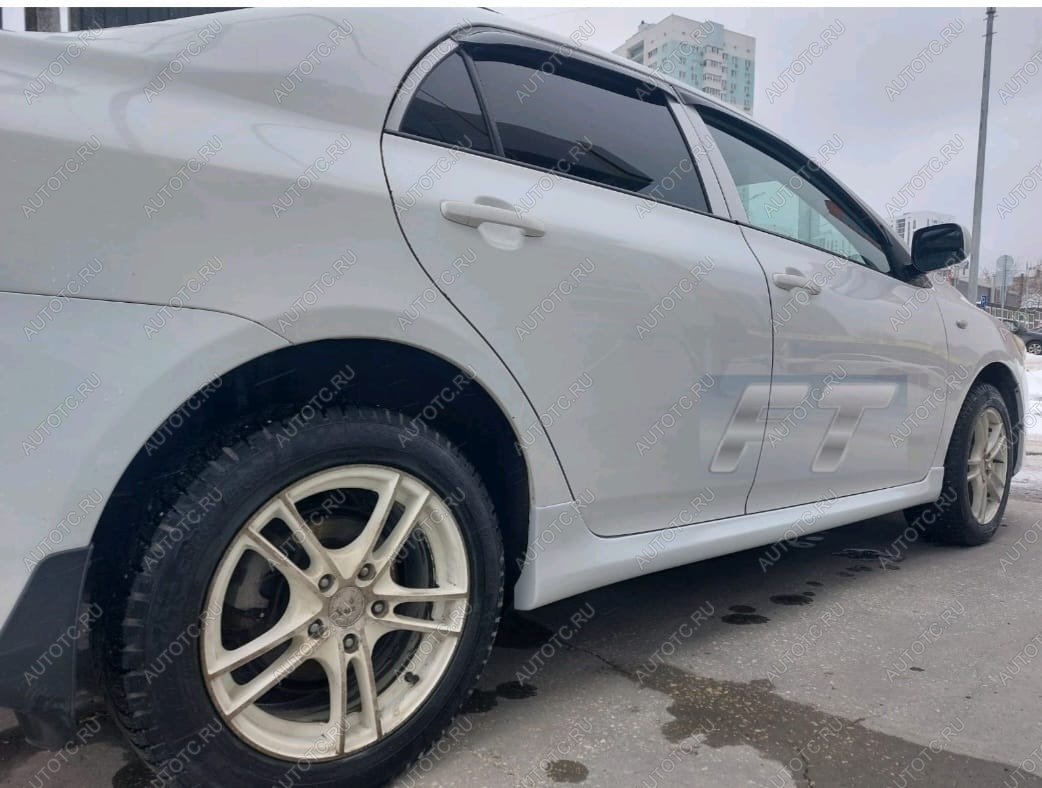 3 289 р. Пластиковые накладки порогов Фанат Тюнинг  Toyota Corolla  E150 (2006-2013) седан дорестайлинг, седан рестайлинг (неокрашенные (глянец под окраску))  с доставкой в г. Керчь