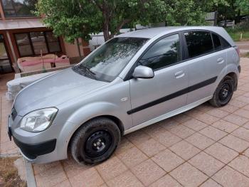 3 499 р. Пластиковые накладки порогов Фанат Тюнинг  KIA Rio  2 JB (2005-2011) дорестайлинг, хэтчбэк 5 дв., рестайлинг, хэтчбэк 5 дв. (неокрашенные (глянец под окраску))  с доставкой в г. Керчь. Увеличить фотографию 3