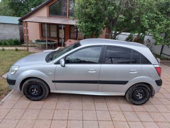 3 499 р. Пластиковые накладки порогов Фанат Тюнинг  KIA Rio  2 JB (2005-2011) дорестайлинг, хэтчбэк 5 дв., рестайлинг, хэтчбэк 5 дв. (неокрашенные (глянец под окраску))  с доставкой в г. Керчь. Увеличить фотографию 6