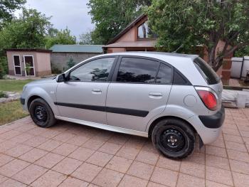 3 499 р. Пластиковые накладки порогов Фанат Тюнинг  KIA Rio  2 JB (2005-2011) дорестайлинг, хэтчбэк 5 дв., рестайлинг, хэтчбэк 5 дв. (неокрашенные (глянец под окраску))  с доставкой в г. Керчь. Увеличить фотографию 7