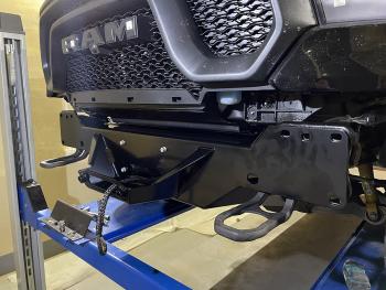 57 399 р. Площадка РИФ под лебёдку в штатный бампер Dodge Ram 1500 Rebel 2019+ (бензин) РИФ rifdrr-30000  с доставкой в г. Керчь. Увеличить фотографию 13