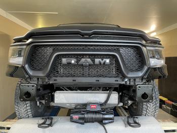 57 399 р. Площадка РИФ под лебёдку в штатный бампер Dodge Ram 1500 Rebel 2019+ (бензин) РИФ rifdrr-30000  с доставкой в г. Керчь. Увеличить фотографию 12
