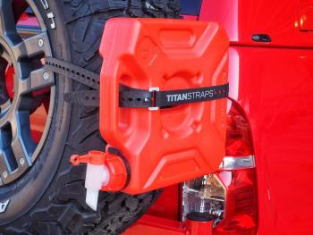 2 819 р. Ремень крепёжный TitanStraps Industrial черный L = 76 см (Dmax = 22,6 см, Dmin = 5,5 см) TitanStraps tsi-0130-blk  с доставкой в г. Керчь. Увеличить фотографию 5