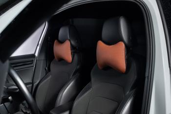 339 р. Подушка-косточка (Илана+Орегон) Lord Autofashion   (черный, строчка коричневая)  с доставкой в г. Керчь. Увеличить фотографию 2