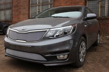 3 149 р. Защитная сетка в бампер (низ, ячейка 3х7 мм) Alfeco Стандарт KIA Rio 3 QB рестайлинг седан (2015-2017) (Хром)  с доставкой в г. Керчь. Увеличить фотографию 3