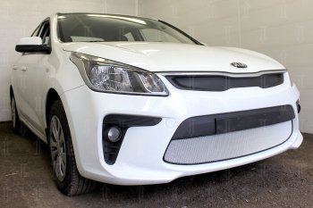 3 279 р. Защитная сетка в бампер (низ, ячейка 3х7 мм) Alfeco Стандарт KIA Rio 4 FB дорестайлинг седан (2016-2020) (Хром)  с доставкой в г. Керчь. Увеличить фотографию 2