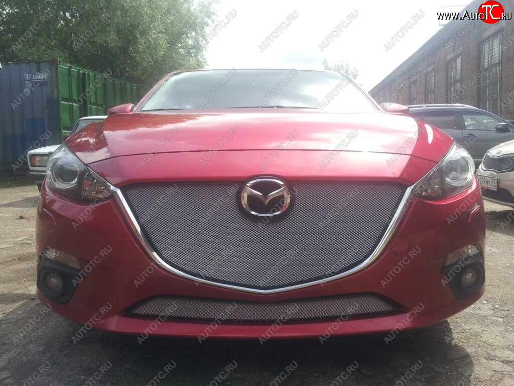 3 079 р. Защитная сетка в бампер (низ, ячейка 3х7 мм) Alfeco Стандарт Mazda 3/Axela BM дорестайлинг, хэтчбэк (2013-2016) (Хром)  с доставкой в г. Керчь