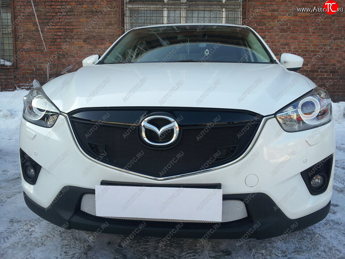 3 079 р. Защитная сетка в бампер (низ, ячейка 3х7 мм) Alfeco Стандарт  Mazda CX-5  KE (2011-2014) дорестайлинг (Хром)  с доставкой в г. Керчь