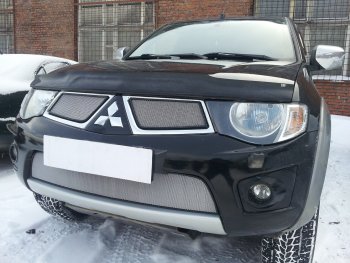 3 299 р. Защитная сетка в бампер (низ, ячейка 3х7 мм) Alfeco Стандарт Mitsubishi Pajero Sport PB дорестайлинг (2008-2013) (Хром)  с доставкой в г. Керчь. Увеличить фотографию 2