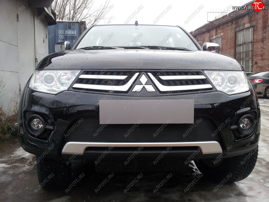 3 089 р. Защитная сетка в бампер (низ, ячейка 3х7 мм) Alfeco Стандарт Mitsubishi L200 4 рестайлинг (2013-2016) (Чёрная) с доставкой в г. Керчь Увеличить фотографию 1 3 089 р. Защитная сетка в бампер (низ, ячейка 3х7 мм) Alfeco Стандарт Mitsubishi L200 4 рестайлинг (2013-2016) (Чёрная) с доставкой в г. Керчь