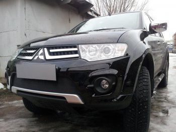 3 089 р. Защитная сетка в бампер (низ, ячейка 3х7 мм) Alfeco Стандарт Mitsubishi L200 4  рестайлинг (2013-2016) (Чёрная)  с доставкой в г. Керчь. Увеличить фотографию 3