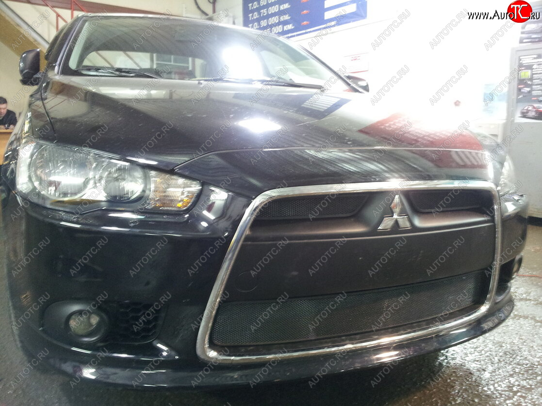 5 849 р. Защитная сетка в бампер (3 части, ячейка 3х7 мм) Alfeco Стандарт Mitsubishi Lancer 10 CY седан рестайлинг (2011-2017) (Чёрная)  с доставкой в г. Керчь