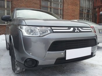 5 999 р. Защитная сетка в бампер (2 части, ячейка 3х7 мм) Alfeco Стандарт Mitsubishi Outlander GF дорестайлинг (2012-2014) (Чёрная)  с доставкой в г. Керчь. Увеличить фотографию 4