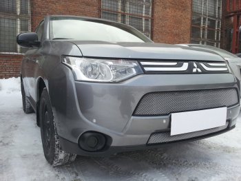 6 349 р. Защитная сетка в бампер (2 части, ячейка 3х7 мм) Alfeco Стандарт Mitsubishi Outlander GF дорестайлинг (2012-2014) (Хром)  с доставкой в г. Керчь. Увеличить фотографию 4