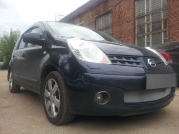 3 179 р. Защитная сетка в бампер (низ, ячейка 3х7 мм) Стрелка11 Стандарт Nissan Note 1 E11 дорестайлинг (2004-2008) (Хром)  с доставкой в г. Керчь. Увеличить фотографию 3
