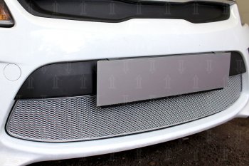 4 199 р. Защитная сетка в бампер (низ, ячейка 4х10 мм) Alfeco Премиум  KIA Rio  4 YB (2017-2020) дорестайлинг, хэтчбэк (Хром)  с доставкой в г. Керчь. Увеличить фотографию 3