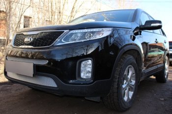 4 299 р. Защитная сетка в бампер (середина, ячейка 4х10 мм) Alfeco Премиум KIA Sorento XM рестайлинг (2012-2015) (Хром)  с доставкой в г. Керчь. Увеличить фотографию 2