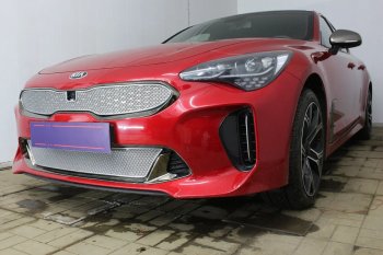 Защитная сетка в бампер (верх, ячейка 4х10 мм) Alfeco Премиум KIA Stinger (2017-2025) (Хром)