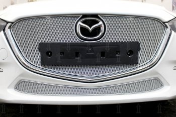 3 899 р. Защитная сетка в бампер (низ, ячейка 4х10 мм) Alfeco Премиум Mazda 3/Axela BM рестайлинг седан (2016-2019) (Хром)  с доставкой в г. Керчь. Увеличить фотографию 2