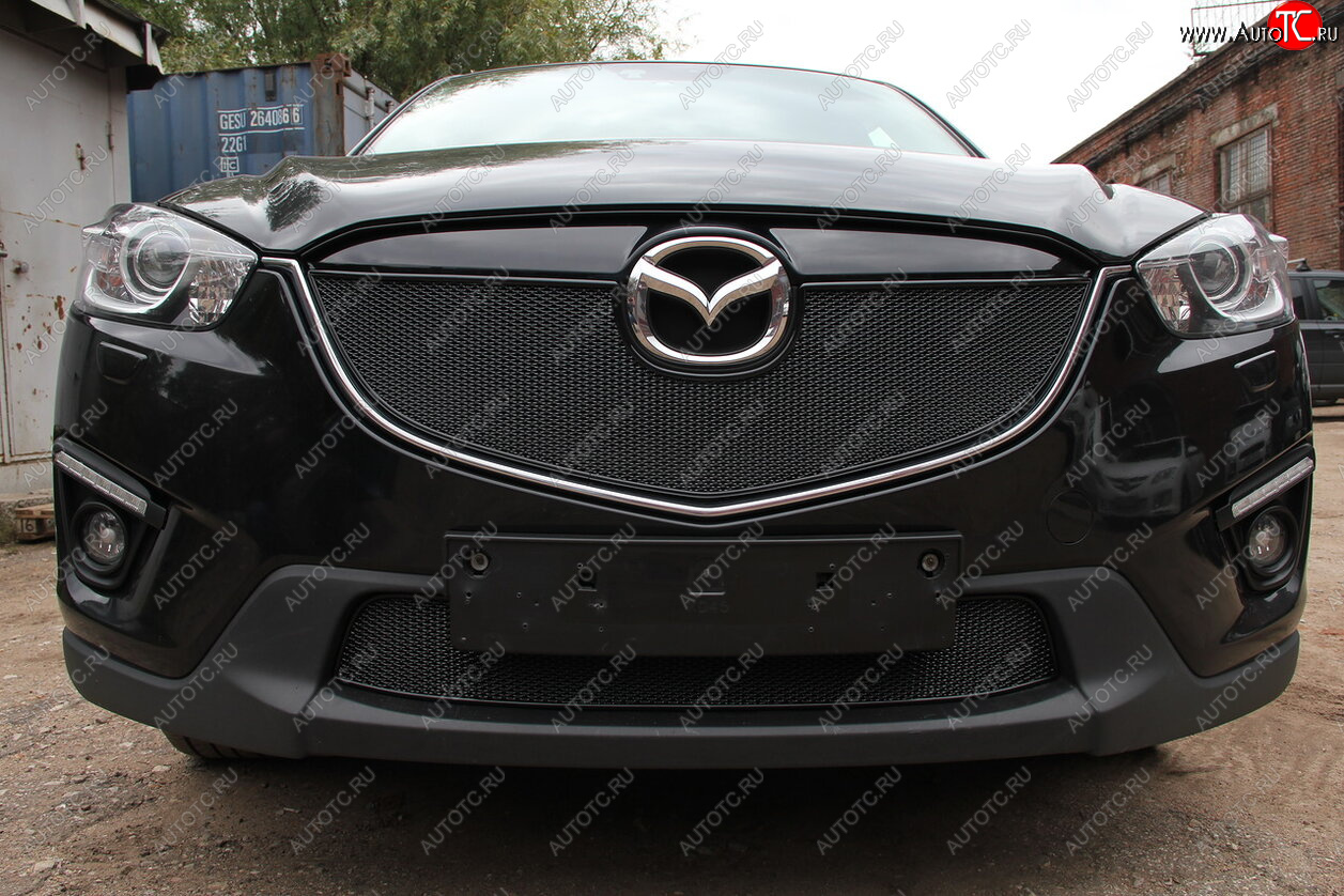 4 299 р. Защитная сетка в бампер (низ, ячейка 4х10 мм) Alfeco Премиум Mazda CX-5 KE рестайлинг (2015-2017) (Чёрная)  с доставкой в г. Керчь