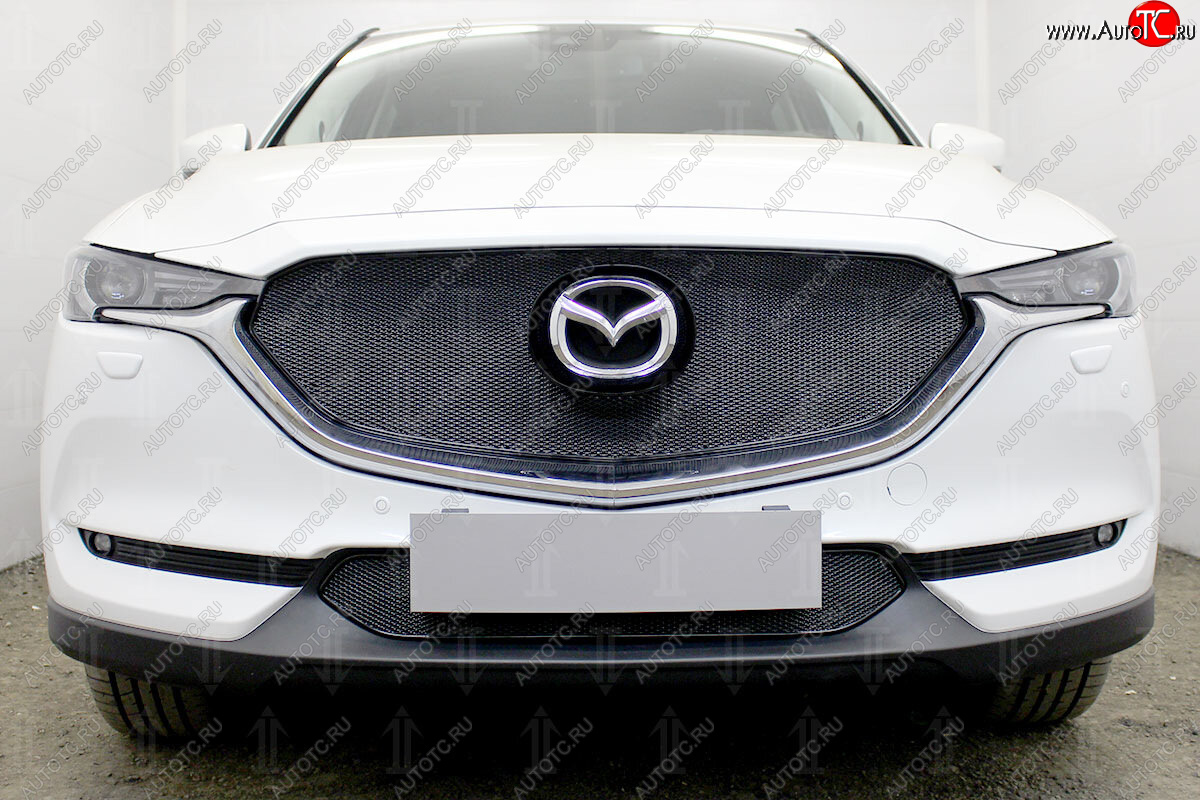 6 299 р. Защитная сетка в бампер (верх, 3D, ячейка 4х10 мм) Alfeco Премиум Mazda CX-5 KF (2016-2025) (Чёрная)  с доставкой в г. Керчь