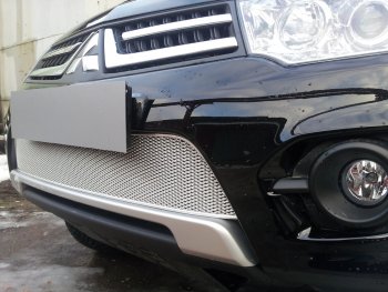 4 299 р. Защитная сетка в бампер (низ, ячейка 4х10 мм) Alfeco Премиум Mitsubishi L200 4  рестайлинг (2013-2016) (Хром)  с доставкой в г. Керчь. Увеличить фотографию 3