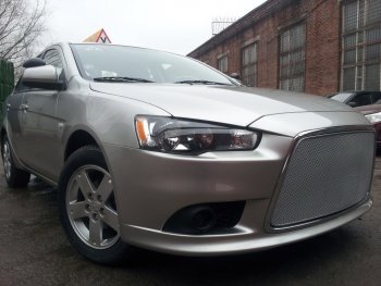 6 199 р. Защитная сетка в бампер (ячейка 3х7 мм) Alfeco Стандарт Mitsubishi Lancer 10 CY седан рестайлинг (2011-2017) (Хром)  с доставкой в г. Керчь. Увеличить фотографию 3