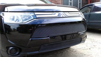 3 599 р. Защитная сетка в бампер (низ, ячейка 3х7 мм) Alfeco Стандарт Mitsubishi Outlander GF дорестайлинг (2012-2014) (Чёрная)  с доставкой в г. Керчь. Увеличить фотографию 2