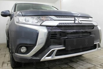 9 599 р. Защитная сетка в бампер (3 части, ячейка 4х10 мм) Alfeco Премиум Mitsubishi Outlander GF 3-ий рестайлинг (2018-2022) (Чёрная)  с доставкой в г. Керчь. Увеличить фотографию 2