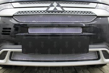 9 849 р. Защитная сетка в бампер (3 части, ячейка 4х10 мм) Alfeco Премиум Mitsubishi Outlander GF 3-ий рестайлинг (2018-2022) (Хром)  с доставкой в г. Керчь. Увеличить фотографию 3