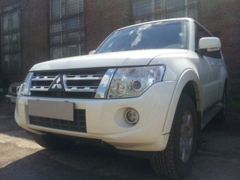 4 549 р. Защитная сетка в бампер (низ, ячейка 3х7 мм) Стрелка11 Премиум Mitsubishi Pajero 4 V80 3 дв. 1-ый рестайлинг (2011-2014) (Чёрная)  с доставкой в г. Керчь. Увеличить фотографию 2