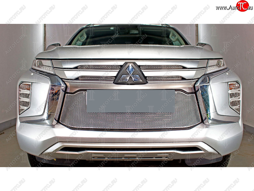 5 899 р. Защитная сетка в бампер (низ, ячейка 4х10 мм) Стрелка11 Премиум Mitsubishi Pajero Sport QF рестайлинг (2019-2022) (Хром)  с доставкой в г. Керчь