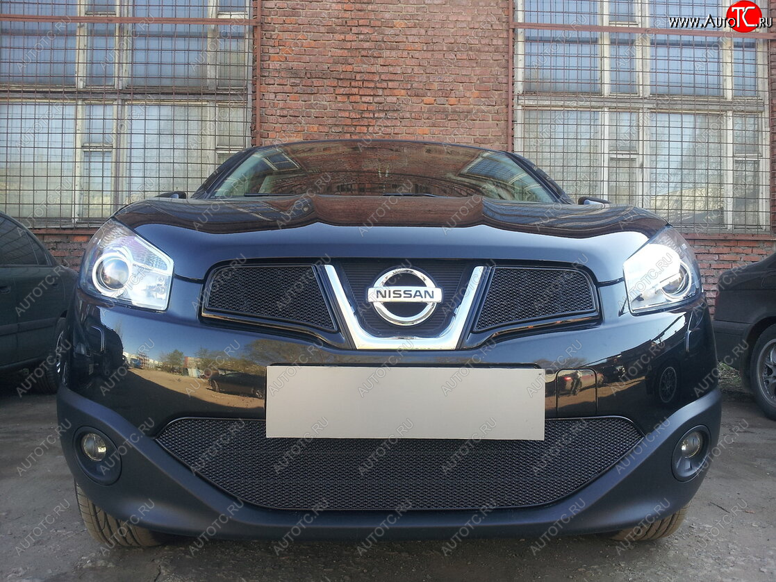 4 549 р. Защитная сетка в бампер (низ, ячейка 4х10 мм) Стрелка11 Премиум Nissan Qashqai 1 J10 рестайлинг (2010-2013) (Чёрная)  с доставкой в г. Керчь