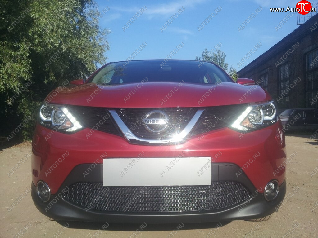 4 399 р. Защитная сетка в бампер (низ, ячейка 4х10 мм) Стрелка11 Премиум Nissan Qashqai 2 J11 дорестайлинг (2013-2019) (Чёрная)  с доставкой в г. Керчь
