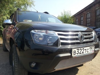 4 299 р. Защитная сетка в бампер (низ, ячейка 4х10 мм) Стрелка11 Премиум Renault Duster HS дорестайлинг (2010-2015) (Хром)  с доставкой в г. Керчь. Увеличить фотографию 3