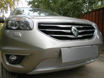 4 549 р. Защитная сетка в бампер (низ, ячейка 4х10 мм) Стрелка11 Премиум Renault Koleos 1 Phase 2 (2011-2013) (Хром)  с доставкой в г. Керчь. Увеличить фотографию 3