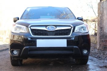 Защитная сетка в бампер (верх, ячейка 4х10 мм) Стрелка11 Премиум Subaru Forester  SJ (2012-2016) дорестайлинг (Чёрная)