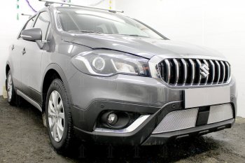 5 199 р. Защитная сетка в бампер (низ, 2 части, ячейка 4х10 мм) Стрелка11 Премиум Suzuki SX4 JAB, JYA хэтчбэк рестайлинг (2016-2021) (Хром)  с доставкой в г. Керчь. Увеличить фотографию 2