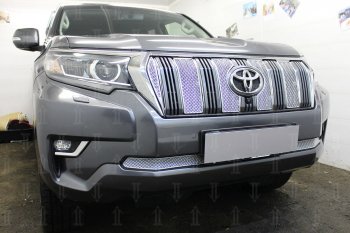 4 549 р. Защитная сетка в бампер (низ, ячейка 4х10 мм) Стрелка11 Премиум Toyota Land Cruiser Prado J150 2-ой рестайлинг (2017-2020) (Хром)  с доставкой в г. Керчь. Увеличить фотографию 2