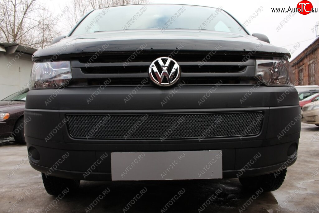 4 299 р. Защитная сетка в бампер (низ, ячейка 4х10 мм) Стрелка11 Премиум Volkswagen Transporter T5 рестайлинг (2009-2015) (Чёрная)  с доставкой в г. Керчь