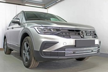 4 099 р. Защитная сетка в бампер (верх, 2 части, ячейка 4х10 мм) Стрелка11 Премиум  Volkswagen Tiguan  Mk2 (2020-2022) рестайлинг (Хром)  с доставкой в г. Керчь. Увеличить фотографию 3