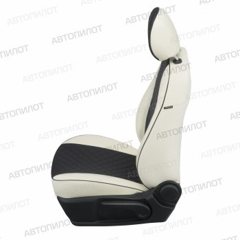 14 249 р. Чехлы сидений (экокожа) Автопилот Ромб  Ford Fiesta  5 (2001-2008) хэтчбэк 5 дв. дорестайлинг, хэтчбэк 5 дв. рестайлинг (белый/черный)  с доставкой в г. Керчь. Увеличить фотографию 4