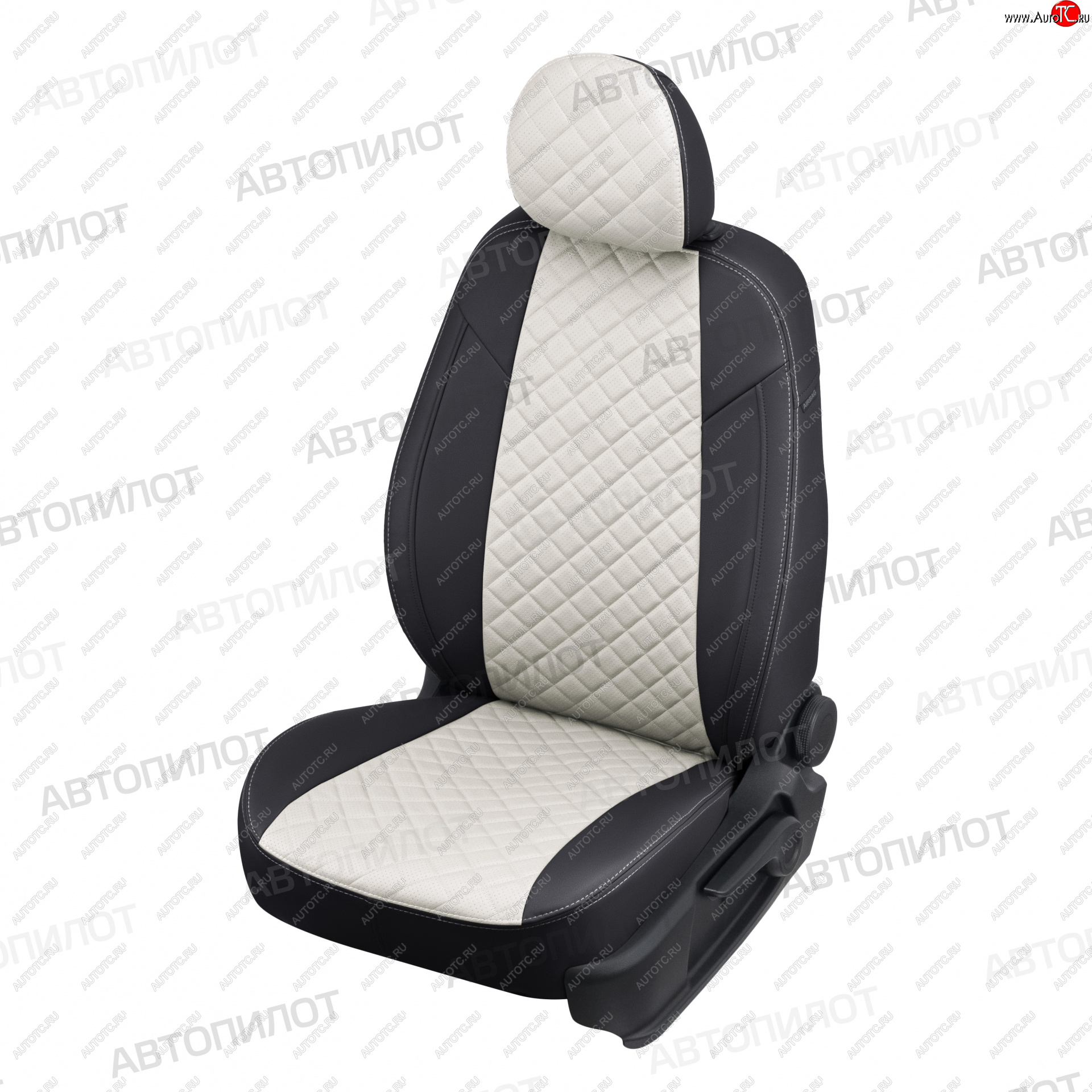 14 249 р. Чехлы сидений (экокожа) Автопилот Ромб  Ford Focus  1 (1998-2005) седан дорестайлинг, универсал дорестайлинг, хэтчбэк 3 дв. дорестайлинг, хэтчбэк 5 дв. дорестайлинг, седан рестайлинг, универсал рестайлинг, хэтчбэк 3 дв. рестайлинг, хэтчбэк 5 дв. рестайлинг (черный/белый)  с доставкой в г. Керчь