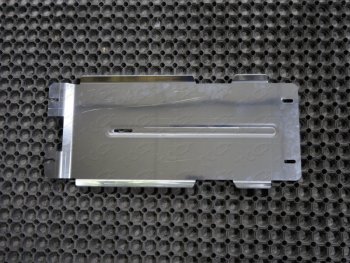 Защита КПП ТСС Тюнинг Lexus LX450d  J200 (2015-2022), Lexus LX570  J200 (2007-2022), Toyota Land Cruiser  200 (2012-2021) (алюминий 4 мм)