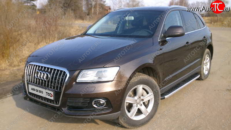 20 599 р. Алюминиевые порожки для ног с пластиковой накладкой TCC Tюнинг Audi Q5 8R дорестайлинг (2008-2012) (серый)  с доставкой в г. Керчь